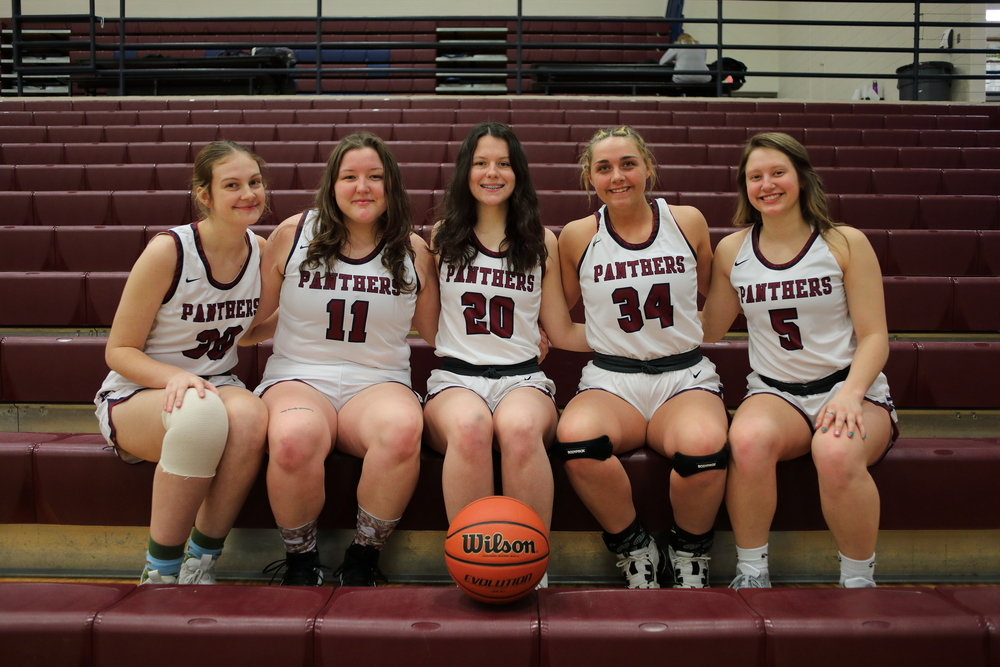 Lady Panthers Win on Senior Night | Riverton Parke Jr./Sr. High School